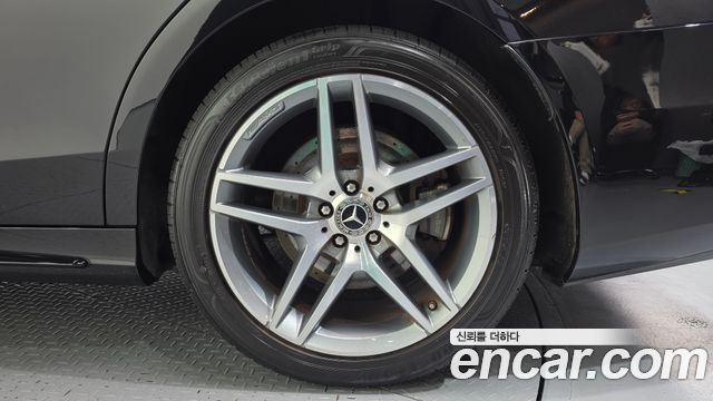 Mercedes-Benz S-Class 2019 — photo 7