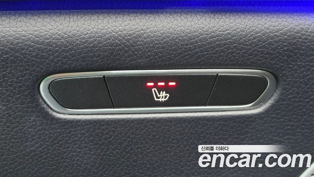 Mercedes-Benz S-Class 2019 — photo 31
