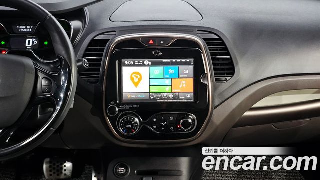Renault Korea QM3 2016 — photo 20