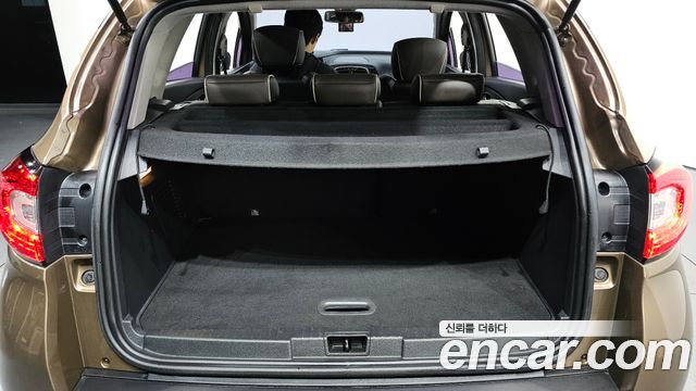 Renault Korea QM3 2016 — photo 30