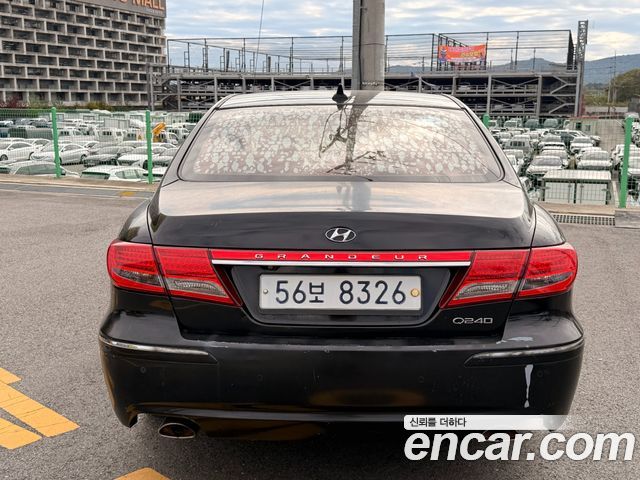 Hyundai Grandeur 2011 — photo 3