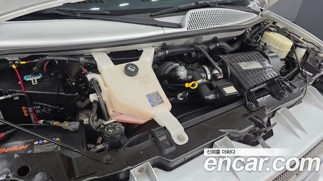 Chevrolet Express Van 2015 — photo 6