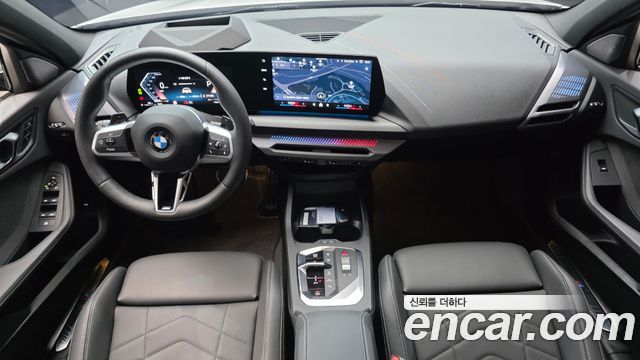 BMW 1-Series 2026 — photo 10