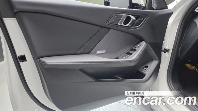 BMW 1-Series 2026 — photo 14