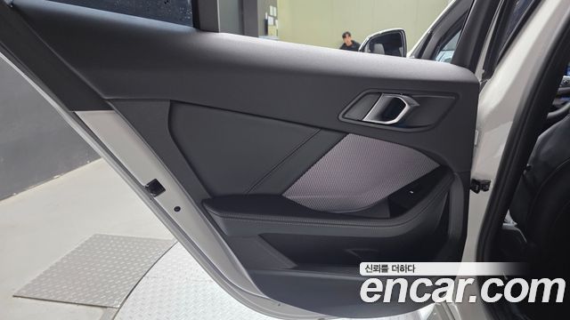 BMW 1-Series 2026 — photo 15