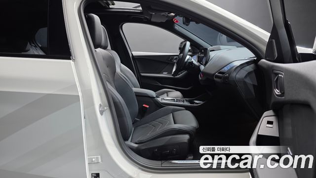 BMW 1-Series 2026 — photo 16
