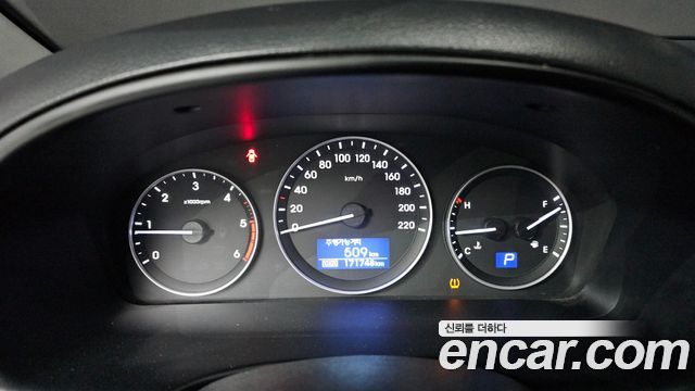 Hyundai Starex 2020 — photo 8