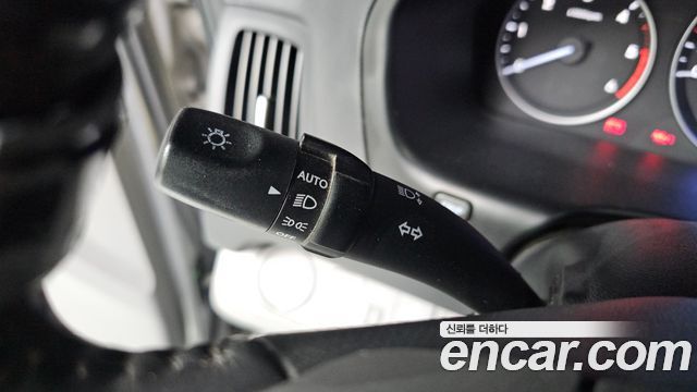 Hyundai Starex 2020 — photo 15