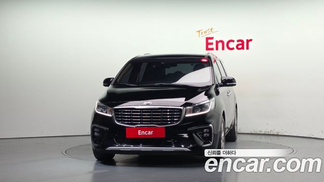 Kia Canival 2019 — photo 3