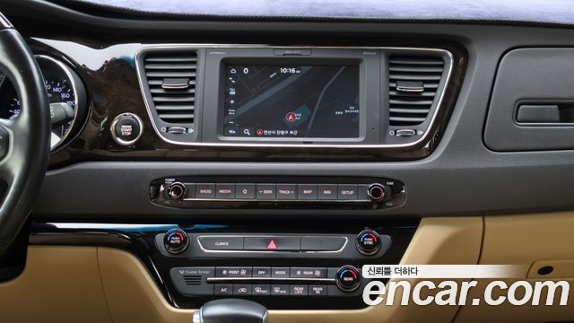 Kia Canival 2019 — photo 14
