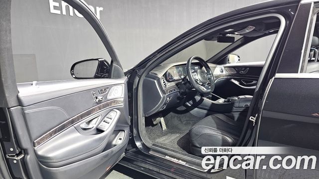 Mercedes-Benz S-Class 2018 — photo 10