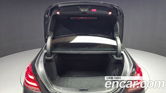 Mercedes-Benz S-Class 2018 — photo 20