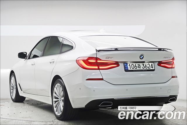 BMW Gran Turismo 2021 — photo 2