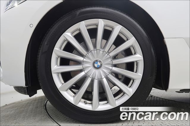 BMW Gran Turismo 2021 — photo 5