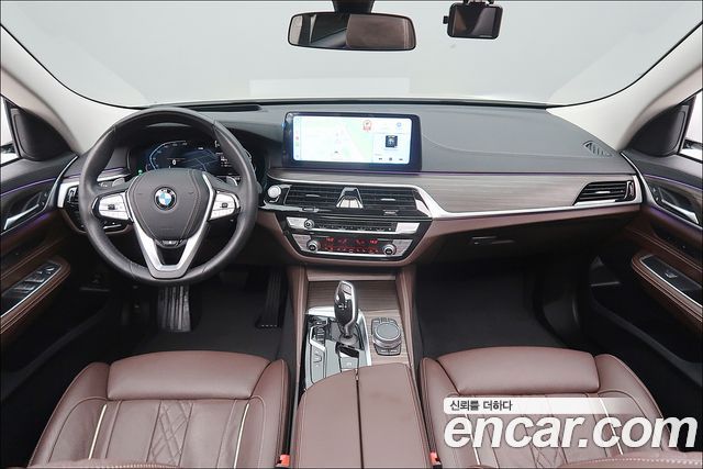 BMW Gran Turismo 2021 — photo 7