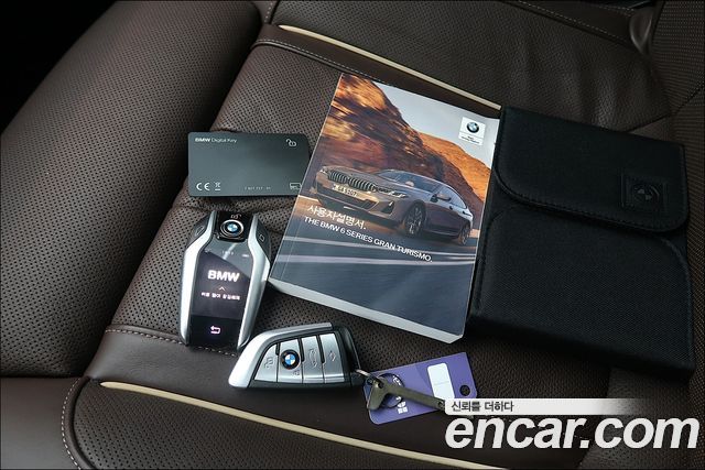 BMW Gran Turismo 2021 — photo 20