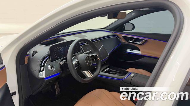 Mercedes-Benz E-Class 2026 — photo 13