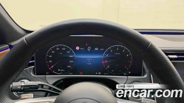 Mercedes-Benz E-Class 2026 — photo 14