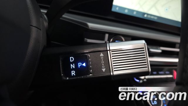 Hyundai Santafe 2024 — photo 12