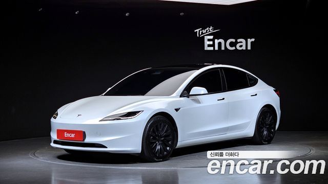 Tesla Model 3 2024 — photo 1