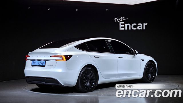 Tesla Model 3 2024 — photo 2