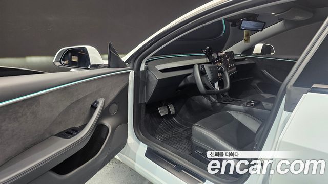 Tesla Model 3 2024 — photo 10