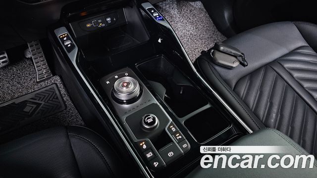 Kia Sorento 2024 — photo 9