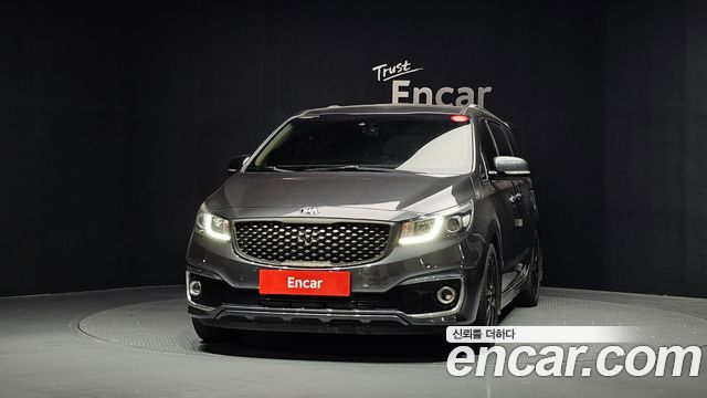 Kia Canival 2017 — photo 3