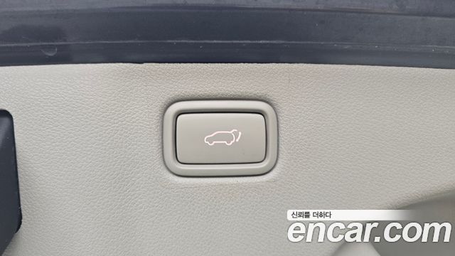 Kia Canival 2017 — photo 25