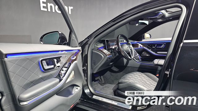 Mercedes-Benz S-Class 2023 — photo 13