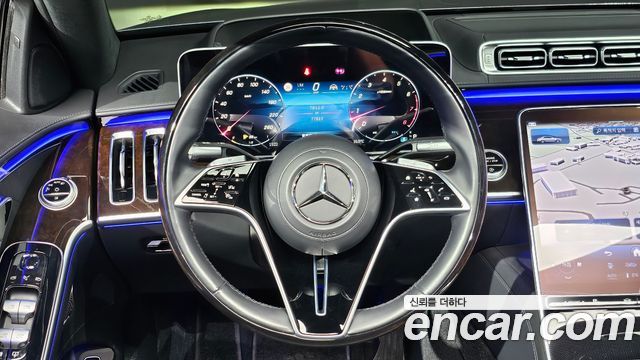 Mercedes-Benz S-Class 2023 — photo 22