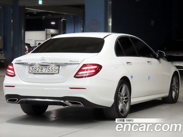 Mercedes-Benz E-Class 2020 — photo 2
