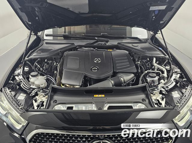 Mercedes-Benz E-Class 2026 — photo 6