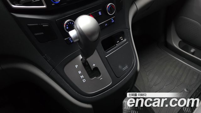 Hyundai Starex 2020 — photo 9