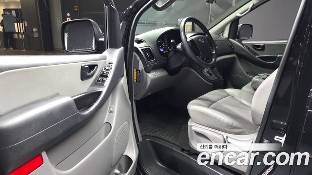 Hyundai Starex 2020 — photo 10