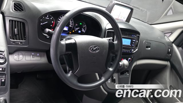 Hyundai Starex 2020 — photo 13