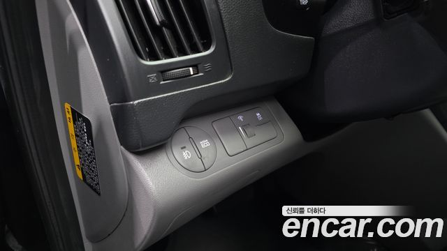 Hyundai Starex 2020 — photo 18