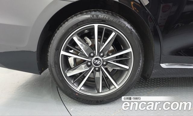 Hyundai Grandeur 2023 — photo 5