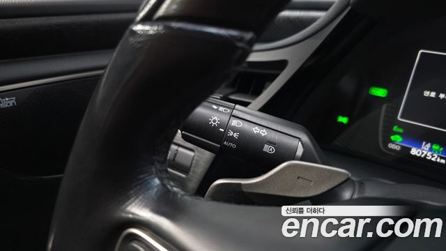 Lexus ES 2023 — photo 30