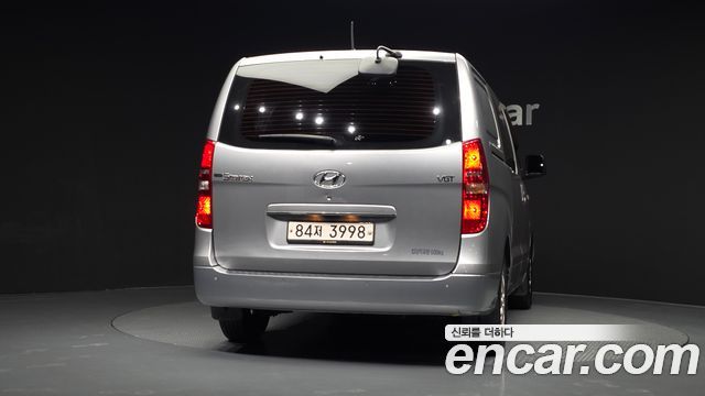 Hyundai Starex 2017 — photo 4