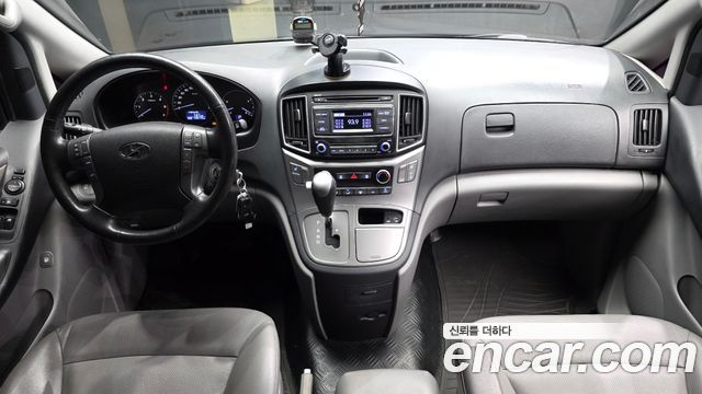 Hyundai Starex 2017 — photo 7