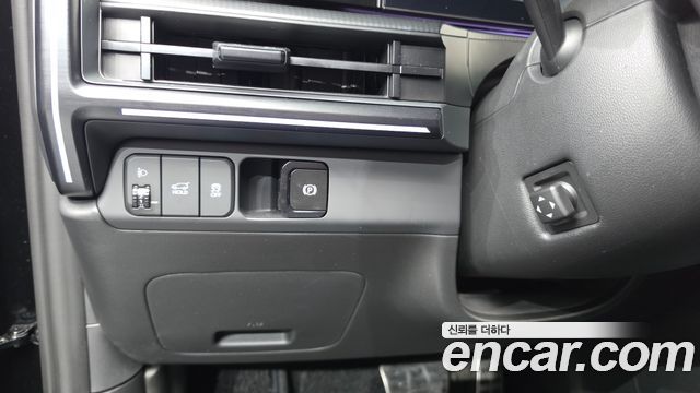Hyundai Santafe 2024 — photo 28