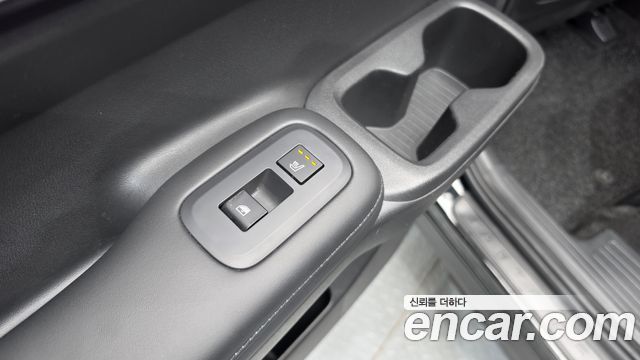Hyundai Santafe 2024 — photo 39