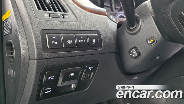 Hyundai Equus 2012 — photo 16