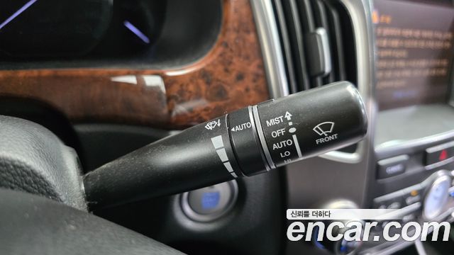 Hyundai Equus 2012 — photo 17