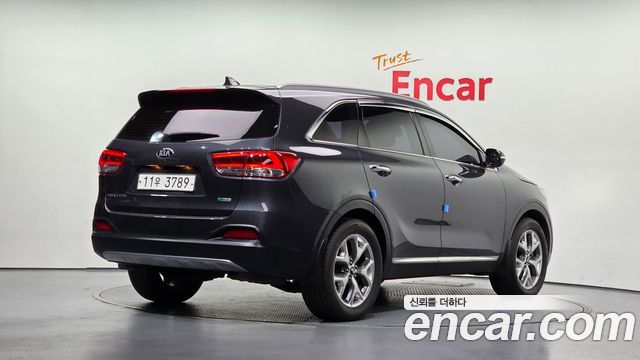 Kia Sorento 2015 — photo 2