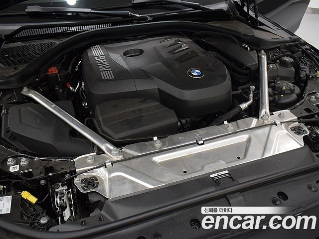 BMW 4-Series 2025 — photo 17