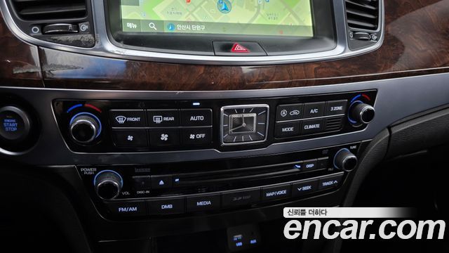 Hyundai Equus 2015 — photo 14
