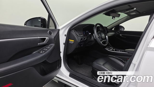 Hyundai Sonata 2021 — photo 13
