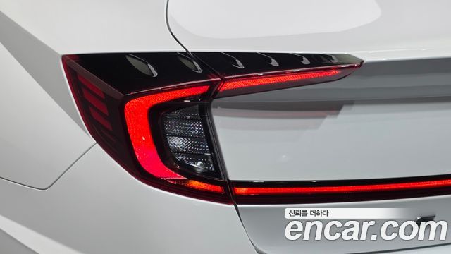 Hyundai Sonata 2021 — photo 9